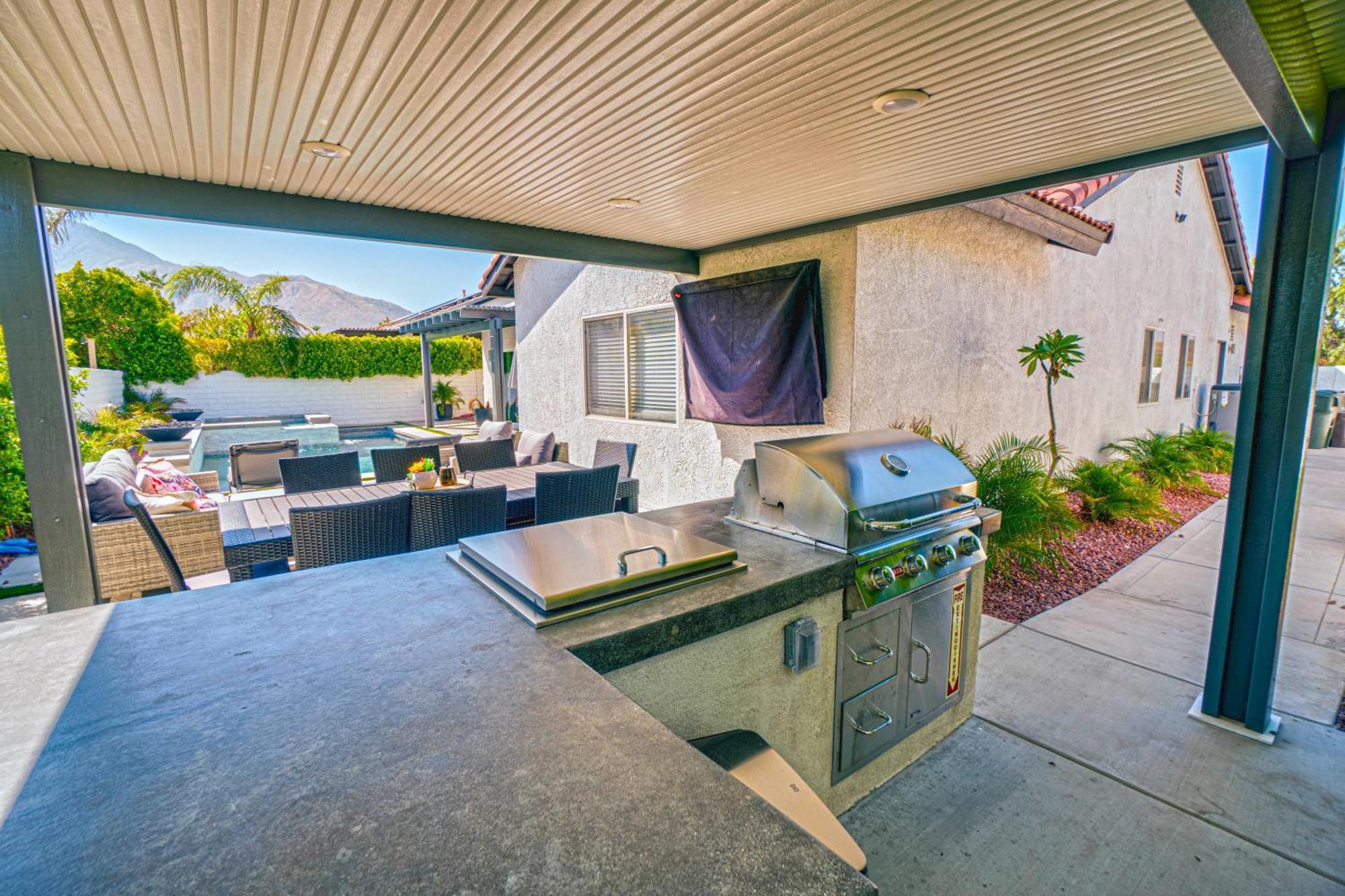 Str 5168 Oasis Newly Reno With Pool *